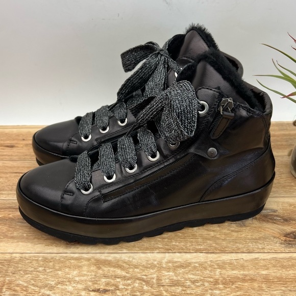 Ron White Shoes - Ron White Klera Genuine Shearling High Top Sneaker sz 8